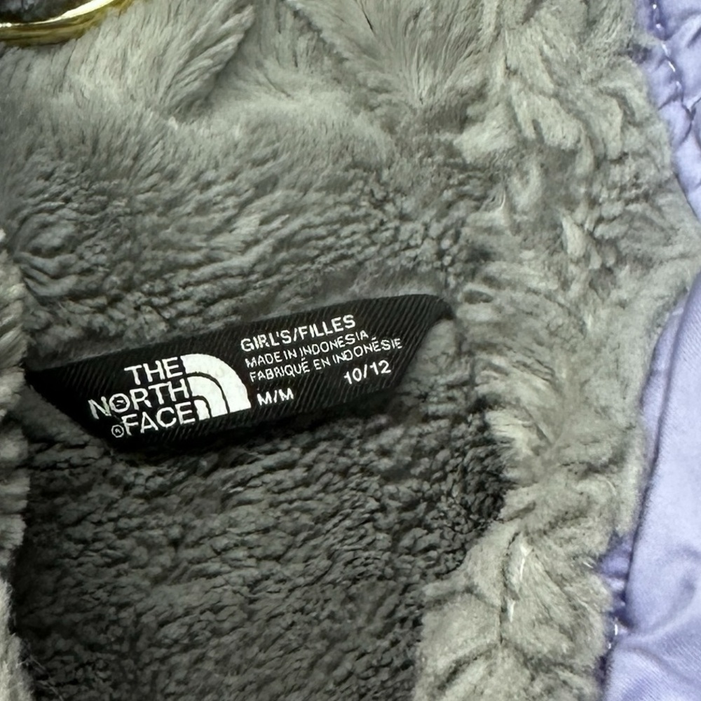 The North Face Girls Mossbud Swirl Parka, Purple Size Medium W/ Flaws - Picture 10 of 13